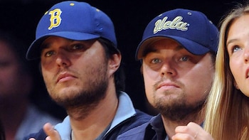 Adam Farrar cayó en adicciones