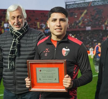 Facundo Farías recibió una plaqueta