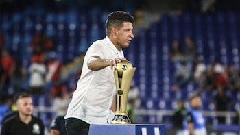 Técnico de Santa Fe se refirió al momento del fútbol femenino en Colombia previo a su debut su debut en la Copa Libertadores: “Valoro mucho”