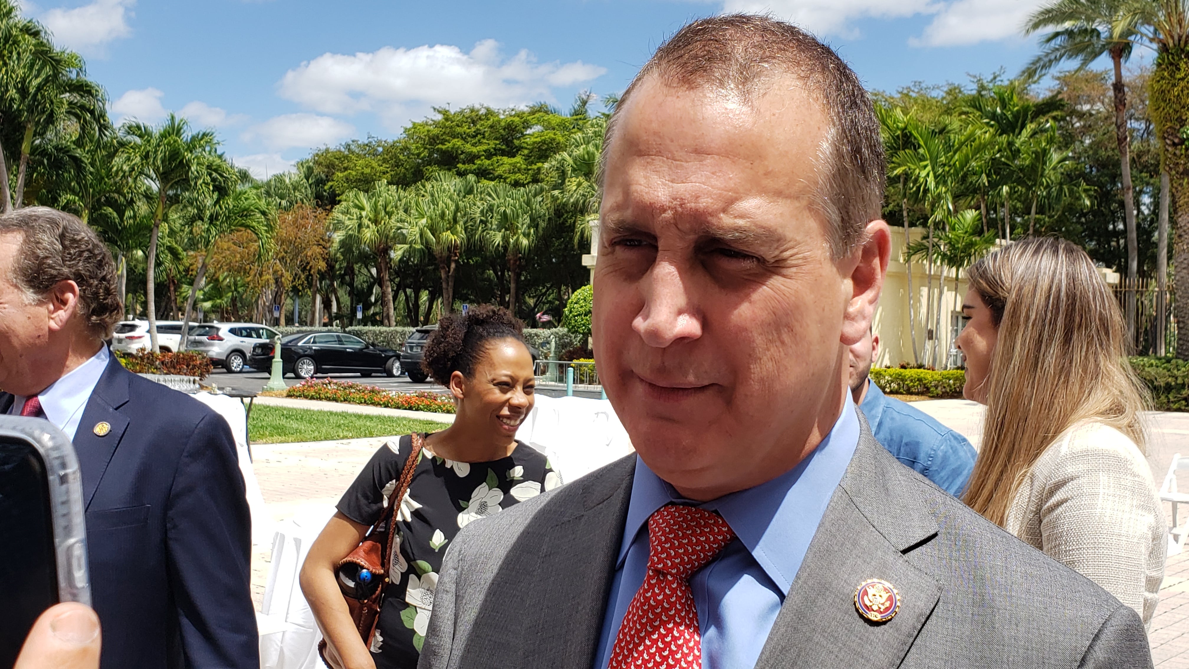 El congresista Mario Diaz-Balart felicitó a Colombia por paquete de 1.000 millones de dólares otorgado por EE. UU.: “Apoya firmemente a sus amigos”