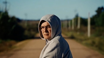 Uruguay anunció sus 26 jugadores para el Mundial: la actuación especial de Marcelo Bielsa en bicicleta para la presentación