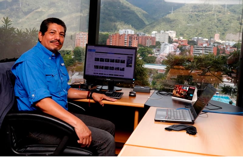 El fotoperiodista salvadoreño Yuri Cortez, desde 1991 forma parte de la agencia AFP (Foto cortesía El Universal).