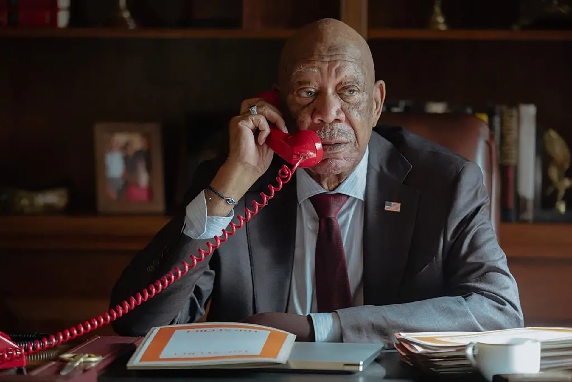 Morgan Freeman retoma su papel de Edwin Mullins, secretario de Estado, en la tercera temporada de