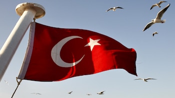 Turquía anuncia que tres de sus buques han atravesado el estrecho de Ormuz desde el inicio de la guerra