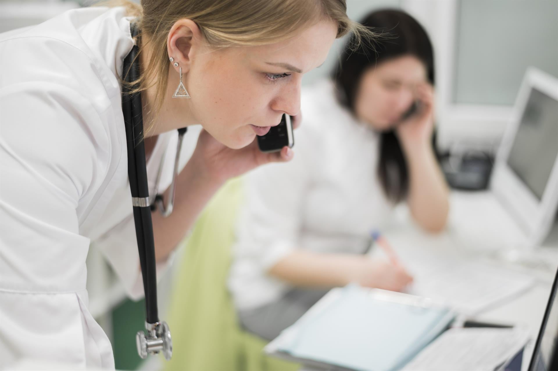 Las profesiones más soñadas incluyen medicina, ingeniería y educación. Europa Press