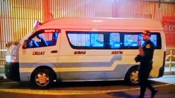 Transportistas realizan plantón en el