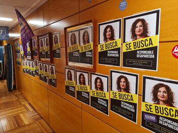 Los sindicatos han empapelado los