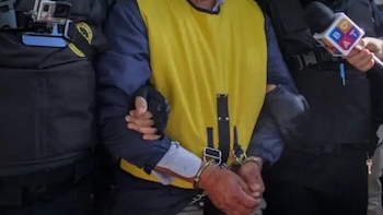 Los dos hombres y las