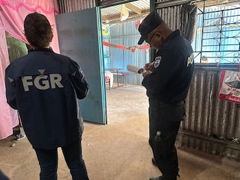 Allanamiento casa menor. (Foto: FGR)