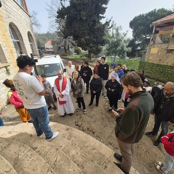 Luis Montes destaca que la solidaridad y la reconstrucción de la vida comunitaria aportan esperanza y una nueva familia a quienes lo han perdido todo (@luismontesive)