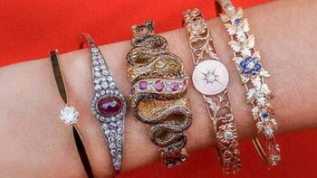 Las joyas dominan la feria