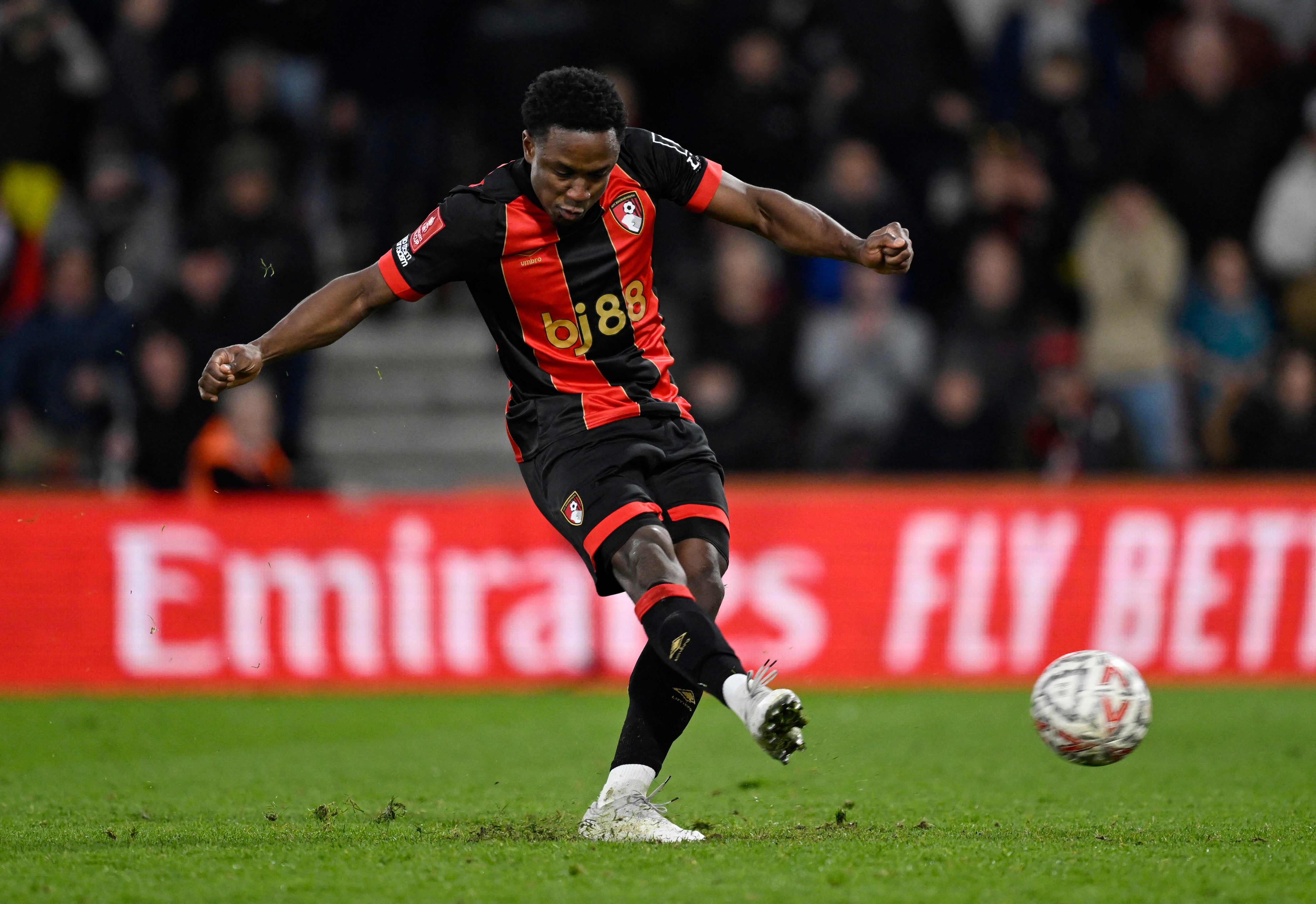 El colombiano estaría en los planes para reforzar a uno de los gigantes del fútbol brasileño - crédito Tony O Brien / REUTERS