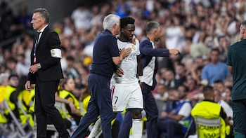 Mourinho: "Vinícius no está a tope y él lo sabe, pero está trabajando más que nunca"