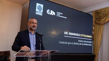 Ottolenghi, ayer, en la conferencia que ofreció en el Congreso Judío Latinoamericano y la Universidad de Lomas de Zamora.