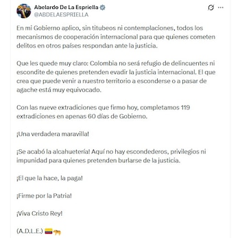 El presidente Abelardo de la Espriella durante el anuncio oficial de las nuevas órdenes de extradición aprobadas por su despacho - crédito @ABDELAESPRIELLA/X