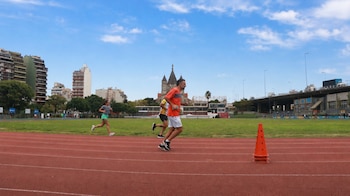 Renovación de la pista de atletismo de Parque Chacabuco