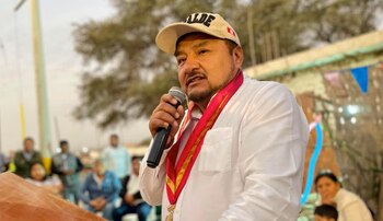 La policía señala al alcalde