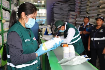 El Senasa señaló que los locales dedicados a la comercialización de plaguicidas están obligados a disponer de autorización sanitaria vigente.