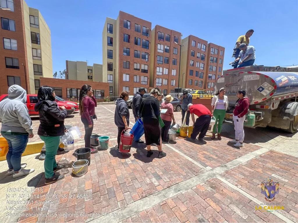 Las interrupciones buscan facilitar labores preventivas y garantizar que futuros cortes impacten a un menor número de usuarios - crédito Alcaldía La Calera