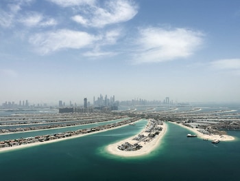 Hotel en Dubai ofrece empleo