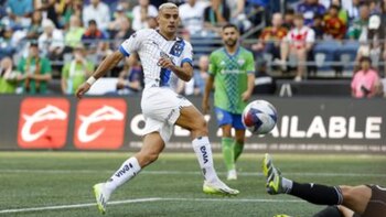 Rayados remontó y goleó a