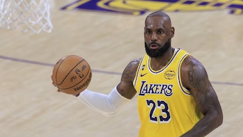 LeBron James se convierte en