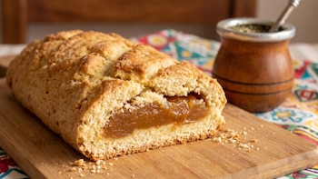 Receta de pan relleno con dulce de batata, rápida y fácil