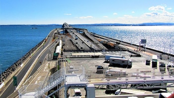 La Tokyo Bay-Aqua Line es