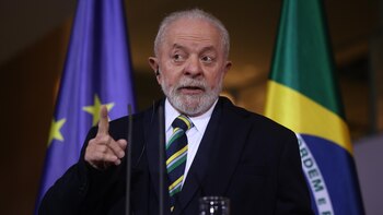 Lula le transmite a Maduro