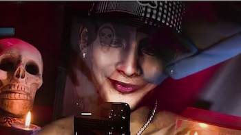 La víctima fue captada con una falsa oferta laboral, despojada de sus documentos y obligada a entregar hasta mil soles diarios bajo amenazas. Captura de video