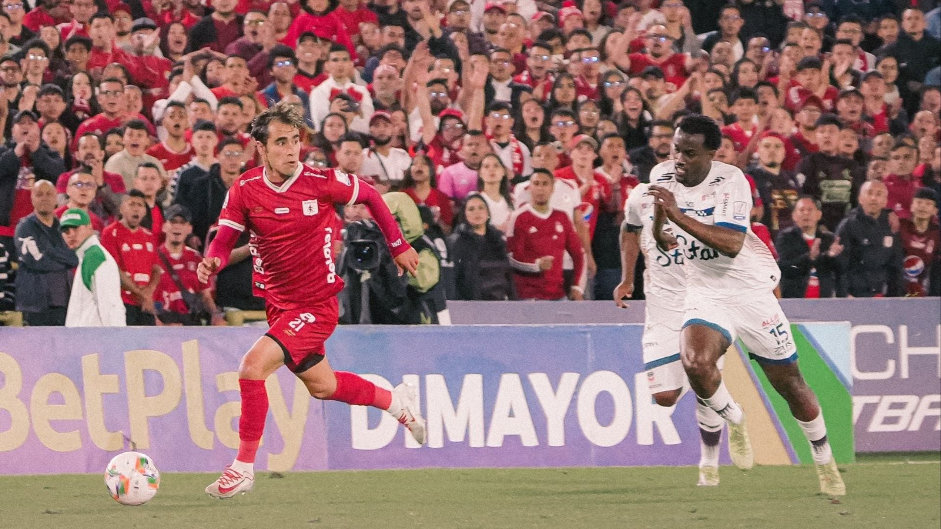 El equipo visitante sostuvo la ventaja pese a jugar con diez hombres. - crédito @AmericadeCali/X