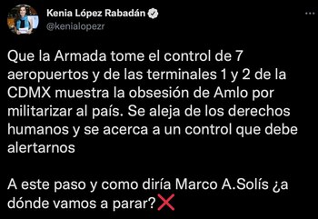La senadora recordó una canción