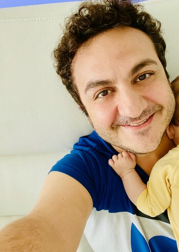 Topa en modo papá, con