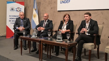 Marcelo Romero, José Pereyra, Ximena Albornoz y Francisco Calcagno, integrantes del Ministerio de Seguridad Nacional