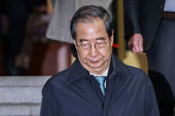 El primer ministro destituido de