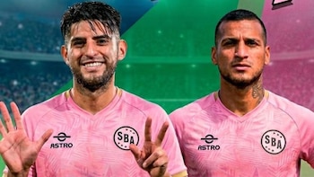 Carlos Zambrano y Miguel Trauco se mantienen en el fútbol local tras haberse unido al Sport Boys. - Crédito: Jorge Solari