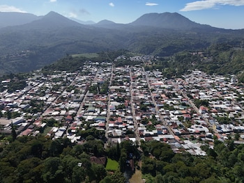 Murales artísticos urbanos que dan otra cara a El Salvador