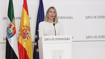 Guardiola felicita a Cotrina y le desea "acierto" en su nueva etapa como secretario general del PSOE de Extremadura