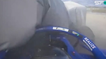 Insólito: Jack Doohan chocó por