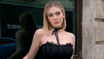 Murió la influencer Kübra Karaaslan: se arrojó desde un puente tras borrar todos sus posteos y recibir críticas de su padre