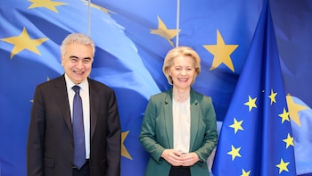 Von der Leyen pide acelerar