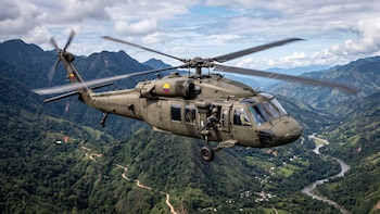 Un helicóptero Black Hawk del Ejército Nacional se accidentó en Inzá, Cauca: hay por lo menos 19 militares afectados