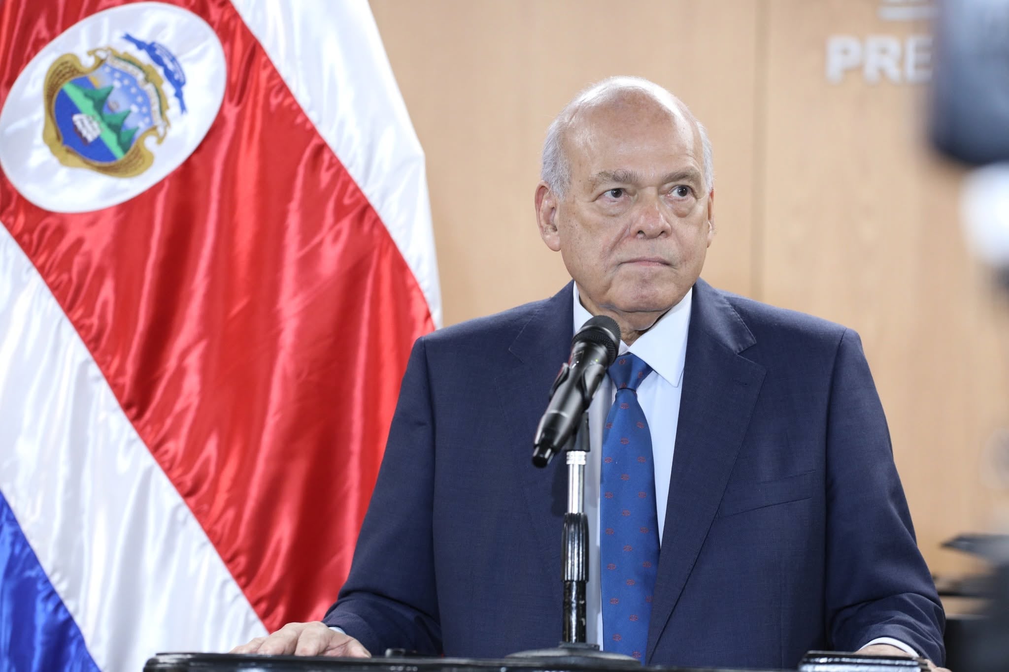 “Cambiar sin doblegarse” fue una de las frases utilizadas por el jerarca para describir el reto de modernizar el Poder Judicial sin renunciar a su independencia. Crédito: Asamblea Legislativa