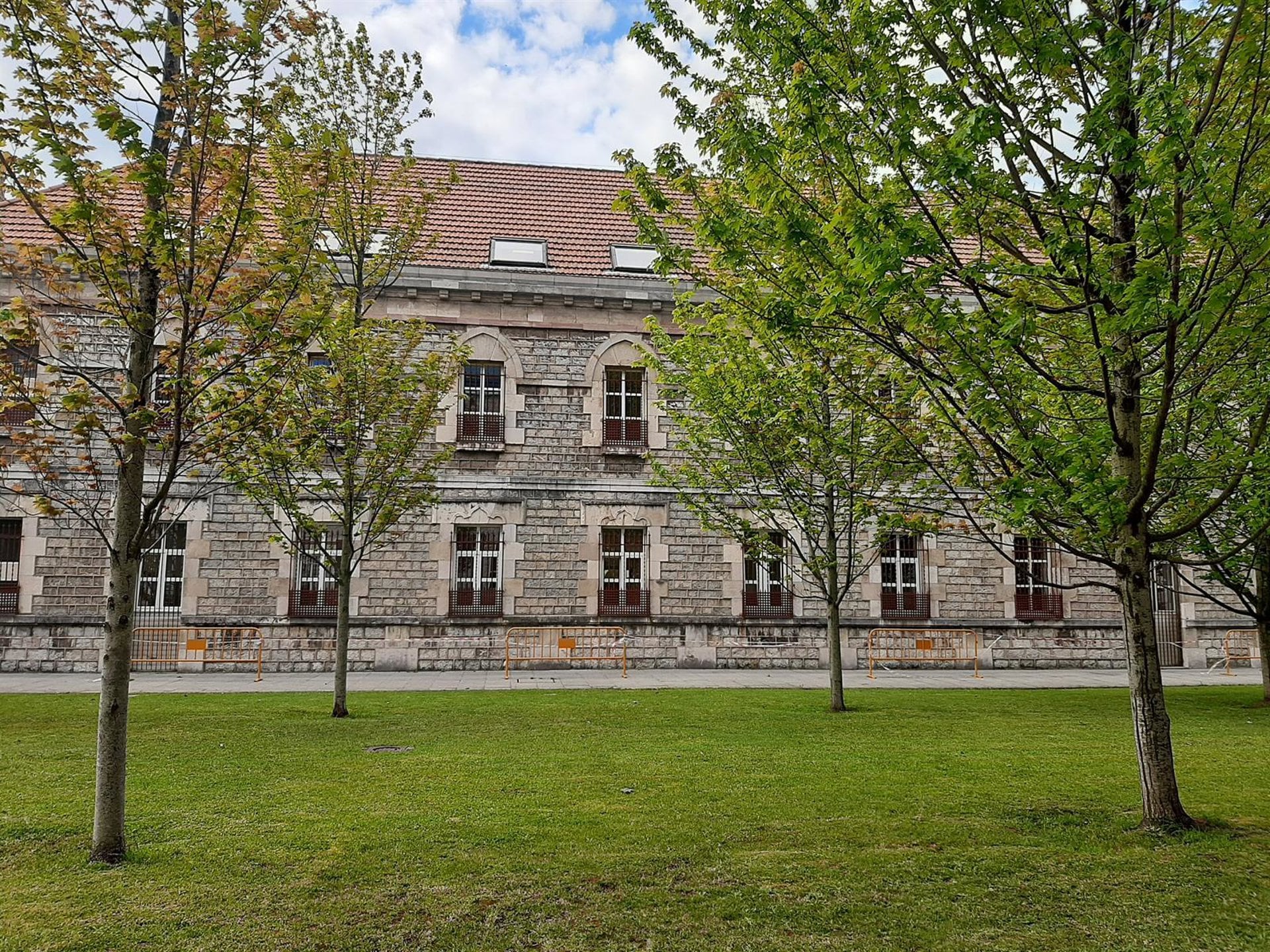 21/05/2021 Condenado a doce años de cárcel por abusar de dos hermanas pequeñas a las que cuidaba.
La Audiencia Provincial de Cantabria ha condenado a doce años de prisión a un hombre por abusar sexualmente de dos niñas de corta edad, hermanas entre sí, cuando se encontraban a su cuidado.
POLITICA ESPAÑA EUROPA CANTABRIA
EUROPA PRESS CANTABRIA