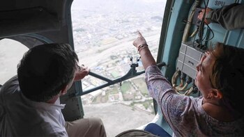 Dina Boluarte sobrevoló esta tarde