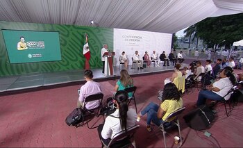 AMLO propuso viajar a Perú