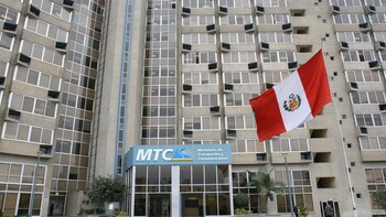 Militares en retiro se apoderan