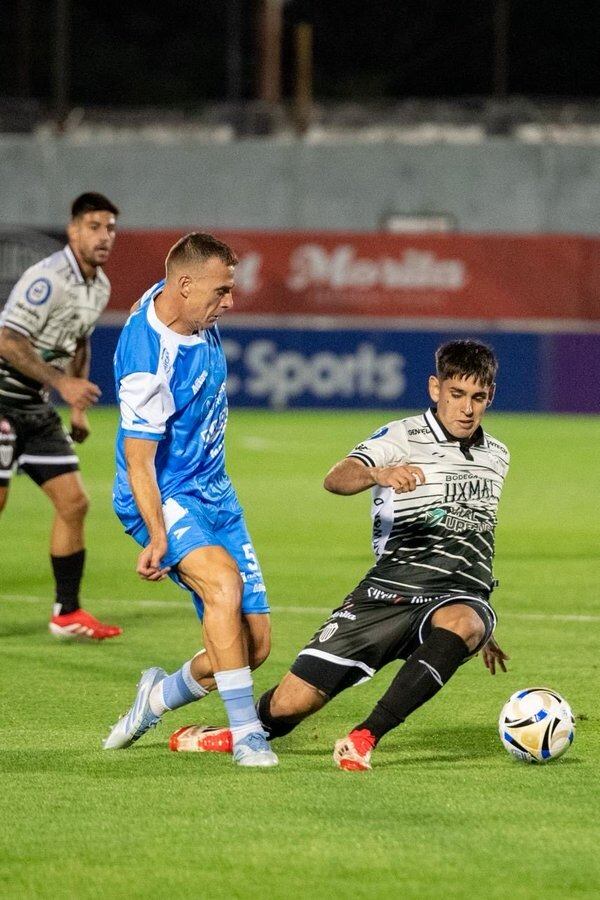 El Pincha de Caseros se impuso por 1-0