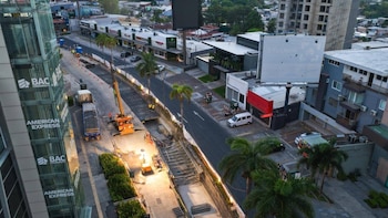 Nuevos repartos de fondos revelan la magnitud de programas para cerrar brechas tecnológicas y urbanas, bajo monitoreo institucional y criterios de transparencia fiscal diferenciados (Foto cortesía Ministerio de Obras Públicas y Transporte)