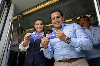 Kelly Acuña y César Acuña Núñez. Foto: Infobae Perú